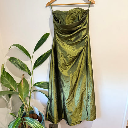 Brand Unknown U/Arm 36cm Taffeta Strapless Dress