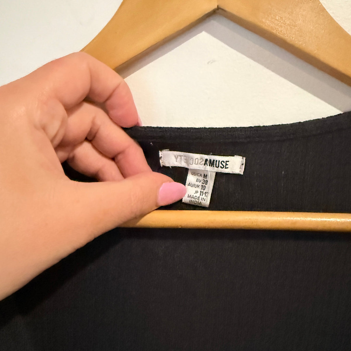 Amuse Society Size 10 Ribbed Ruched Tie Front Crop Top – photo 2