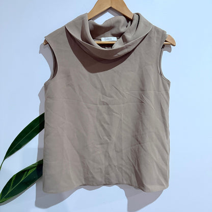 Unica Size XS | U/Arm to U/Arm 48cm Cowl Neck Sleeveless Top