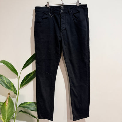 Neuw Size 34 Ray Tapered Jeans
