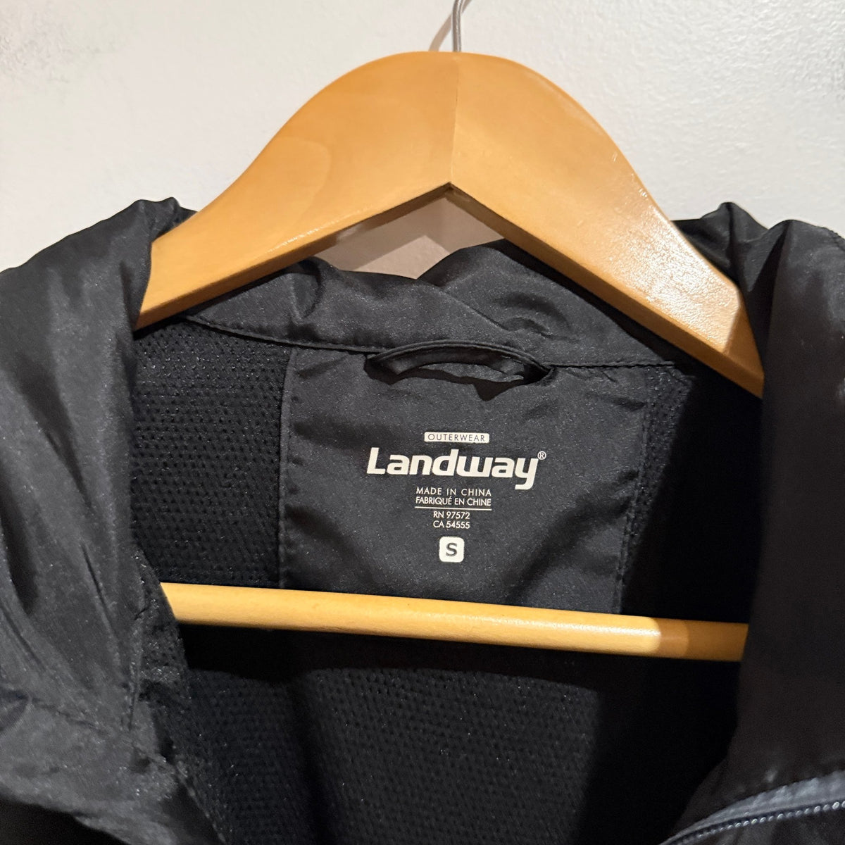 Landway Size S Zip Up Windbreaker Jacket – photo 2