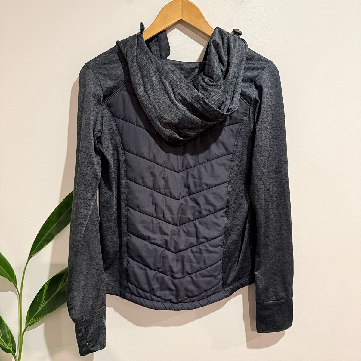 Cotton On Body Size S Quilted Panel Hooded Active Jacket – photo 5