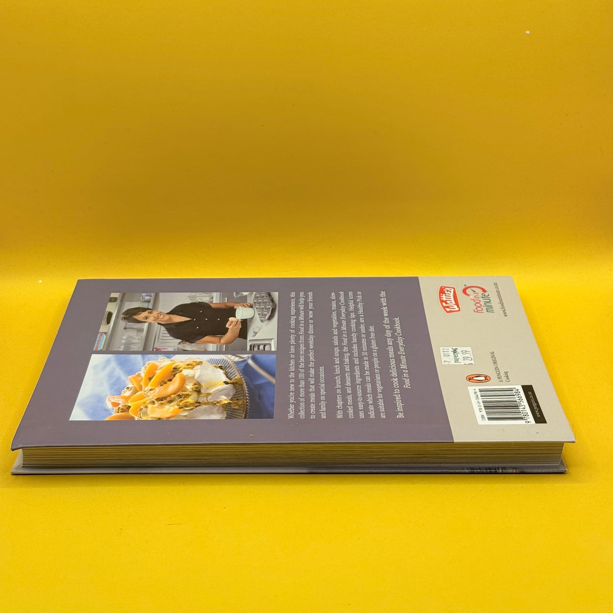 Food in a Minute: Everyday Cookbook by Wattie's
