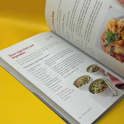 Food in a Minute: Everyday Cookbook by Wattie's