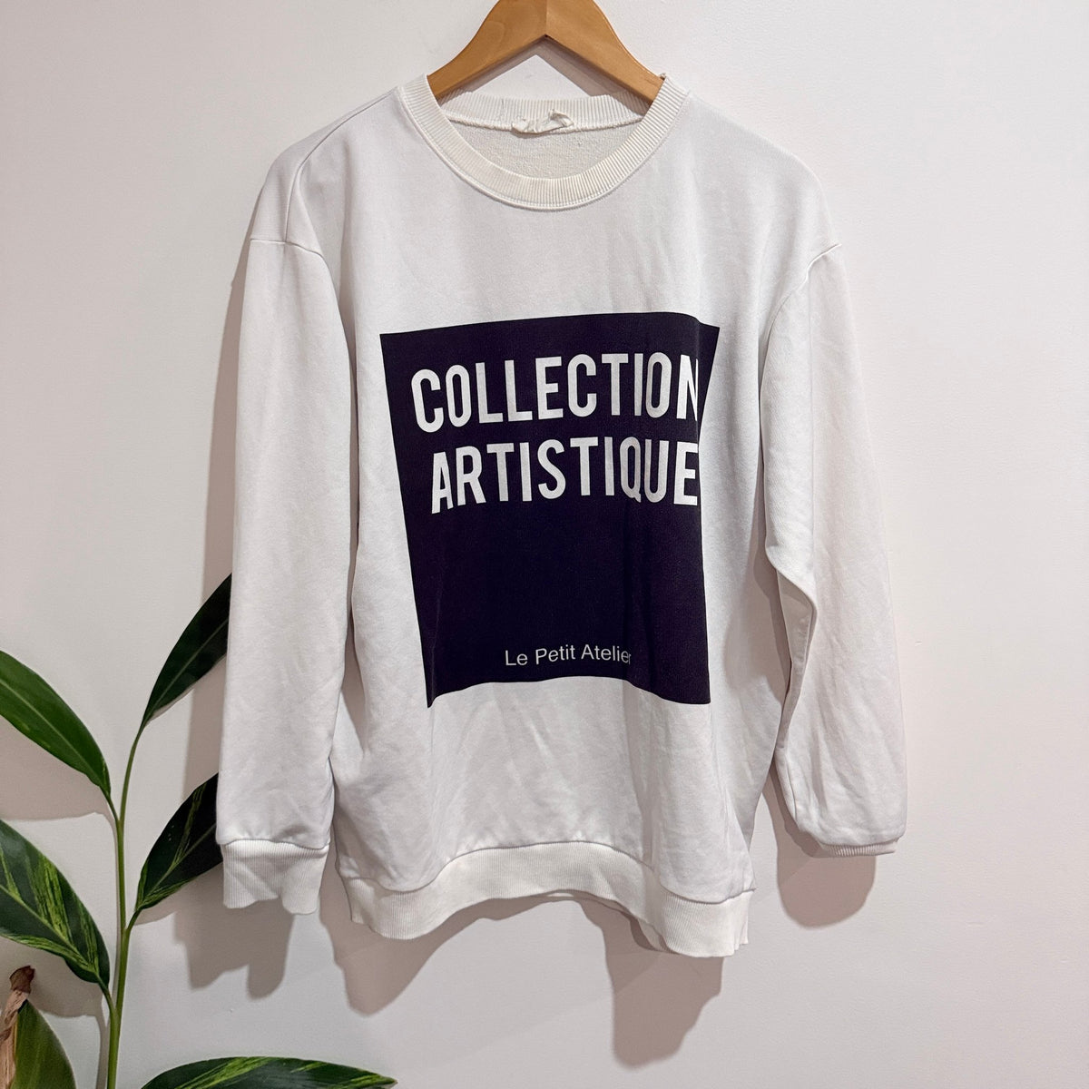Zara Trafaluc Size M Collection Artistique Graphic Sweatshirt