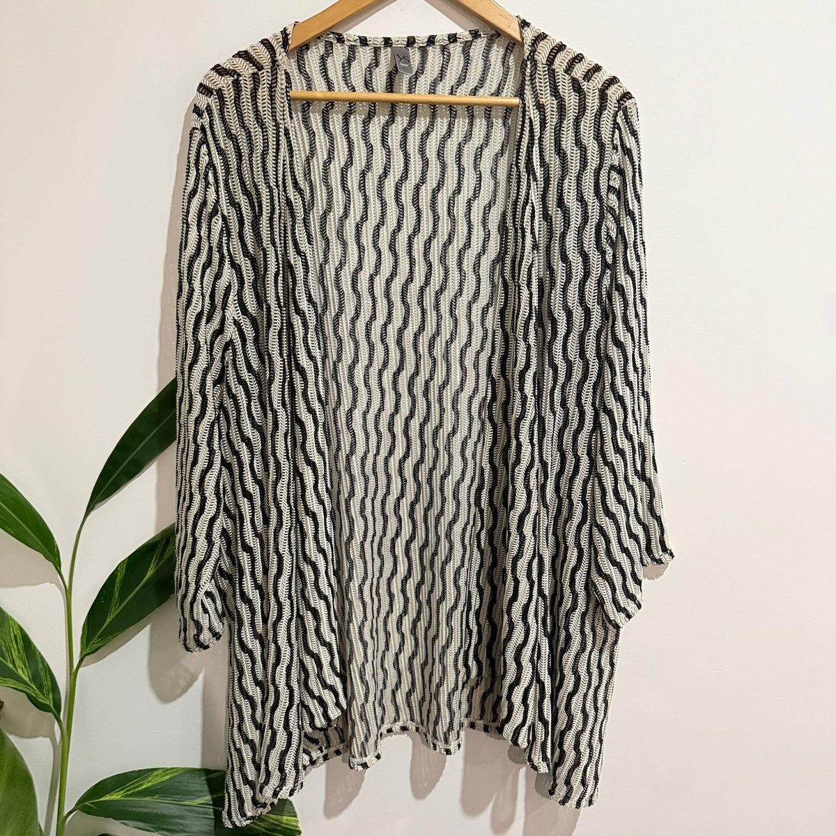 YS Luxe Size 4XL Wave Stripe Open Knit Cardigan