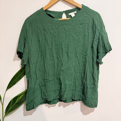H&M Size 16 Crepe Short Sleeve Keyhole Back Top