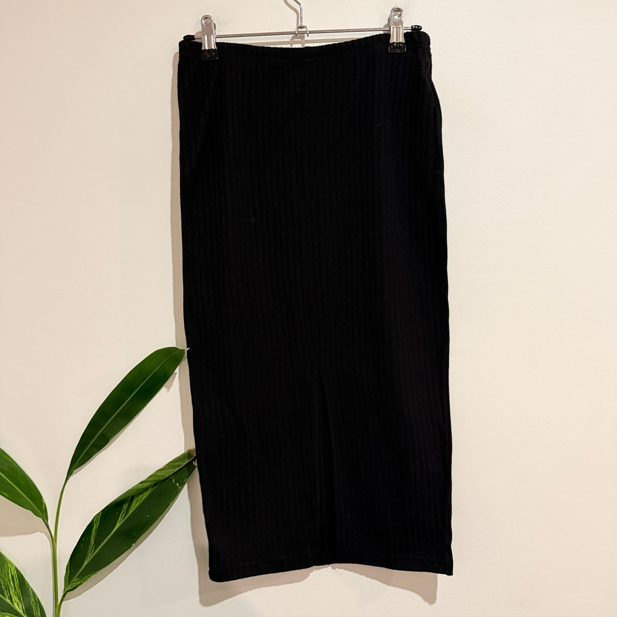 SHEIN Size M Ribbed Knit Midi Pencil Skirt