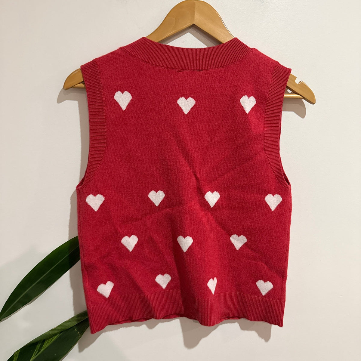 Dotti Size XS Heart Knit V Neck Sweater Vest