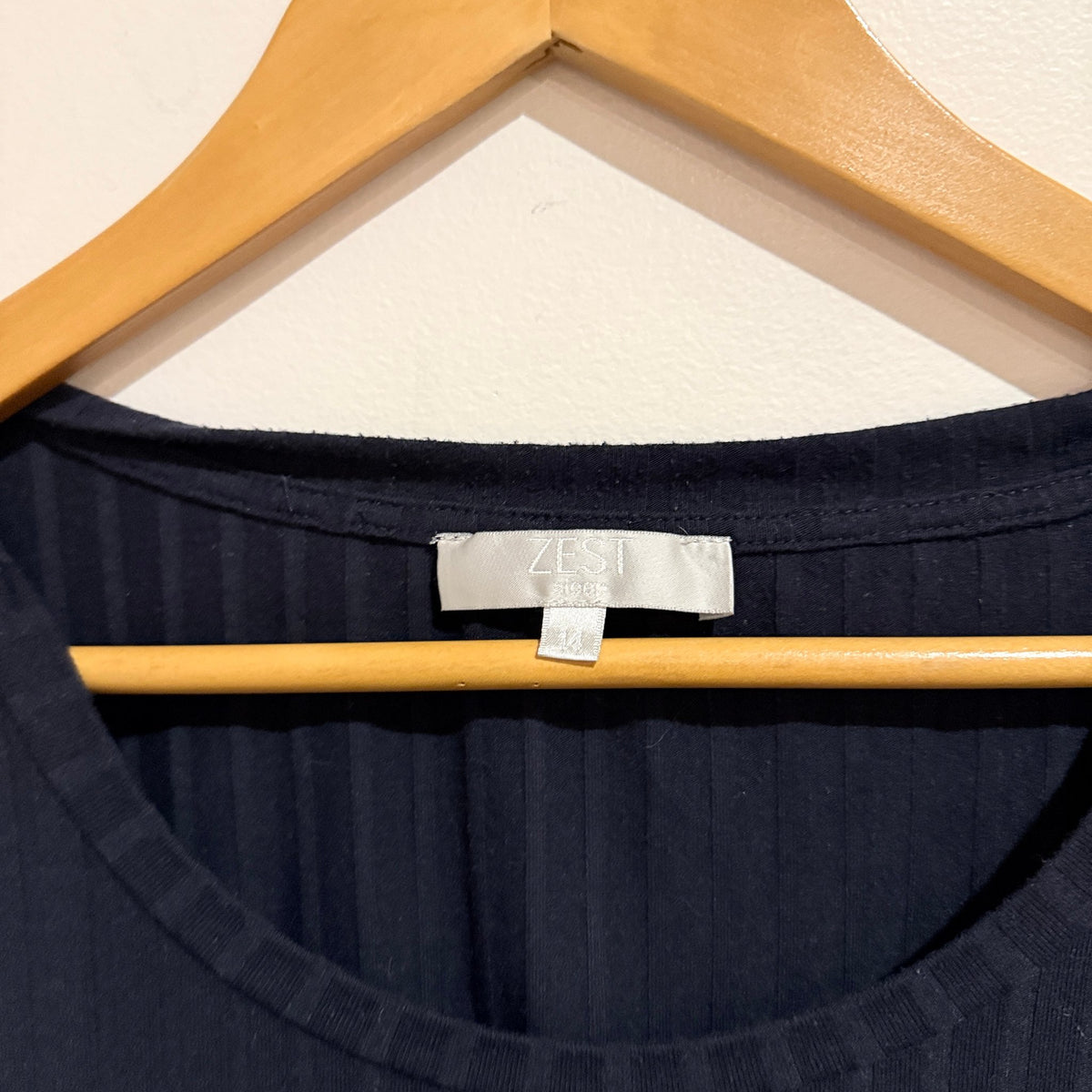 Zest Size 14 Ribbed Long Sleeve Top