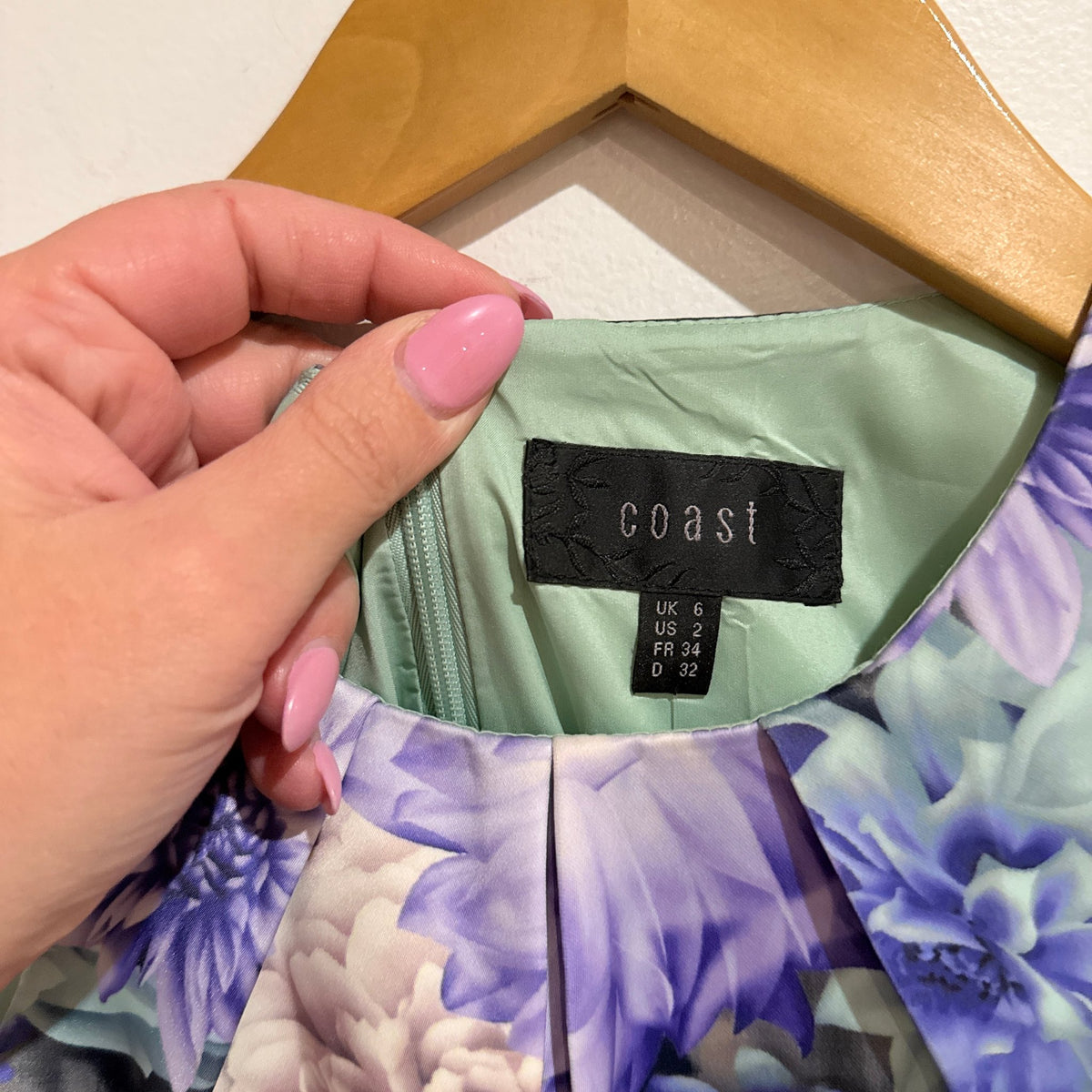 Coast Size 6 Floral Print Peplum Sheath Dress
