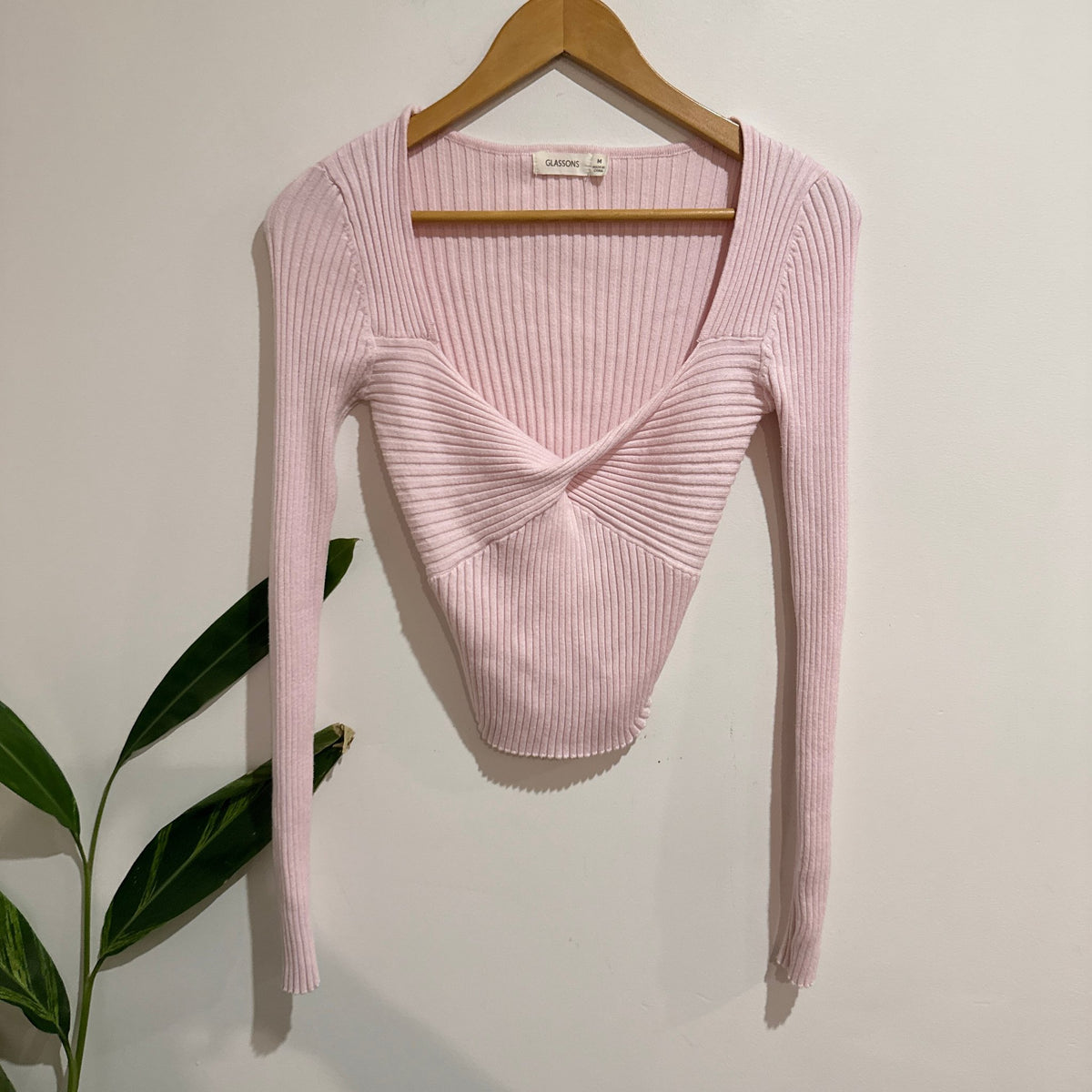 Glassons Size M Ribbed Knit Long Sleeve Top