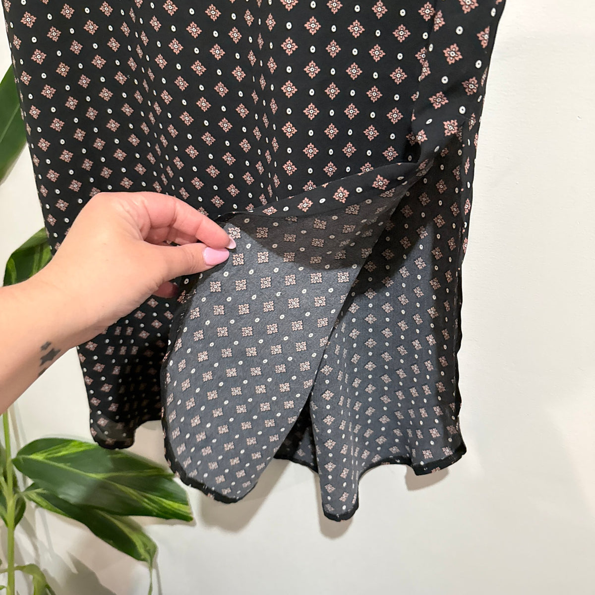 Mirrou Size 10 Geo Print Side Split Midi Skirt