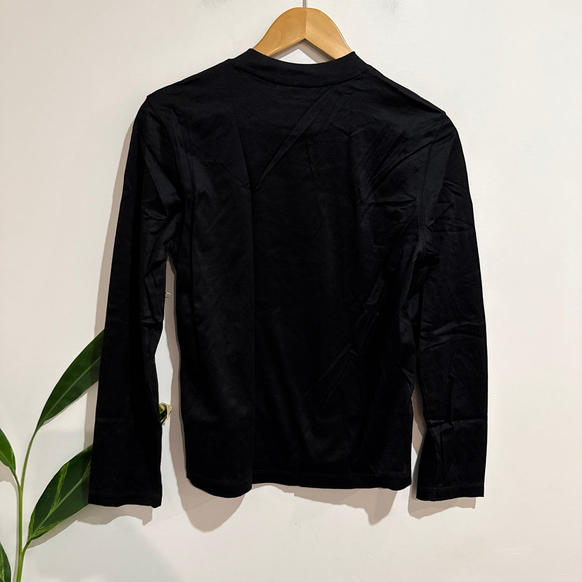 Uniqlo U Size M Cotton Mock Neck Long Sleeve Tee
