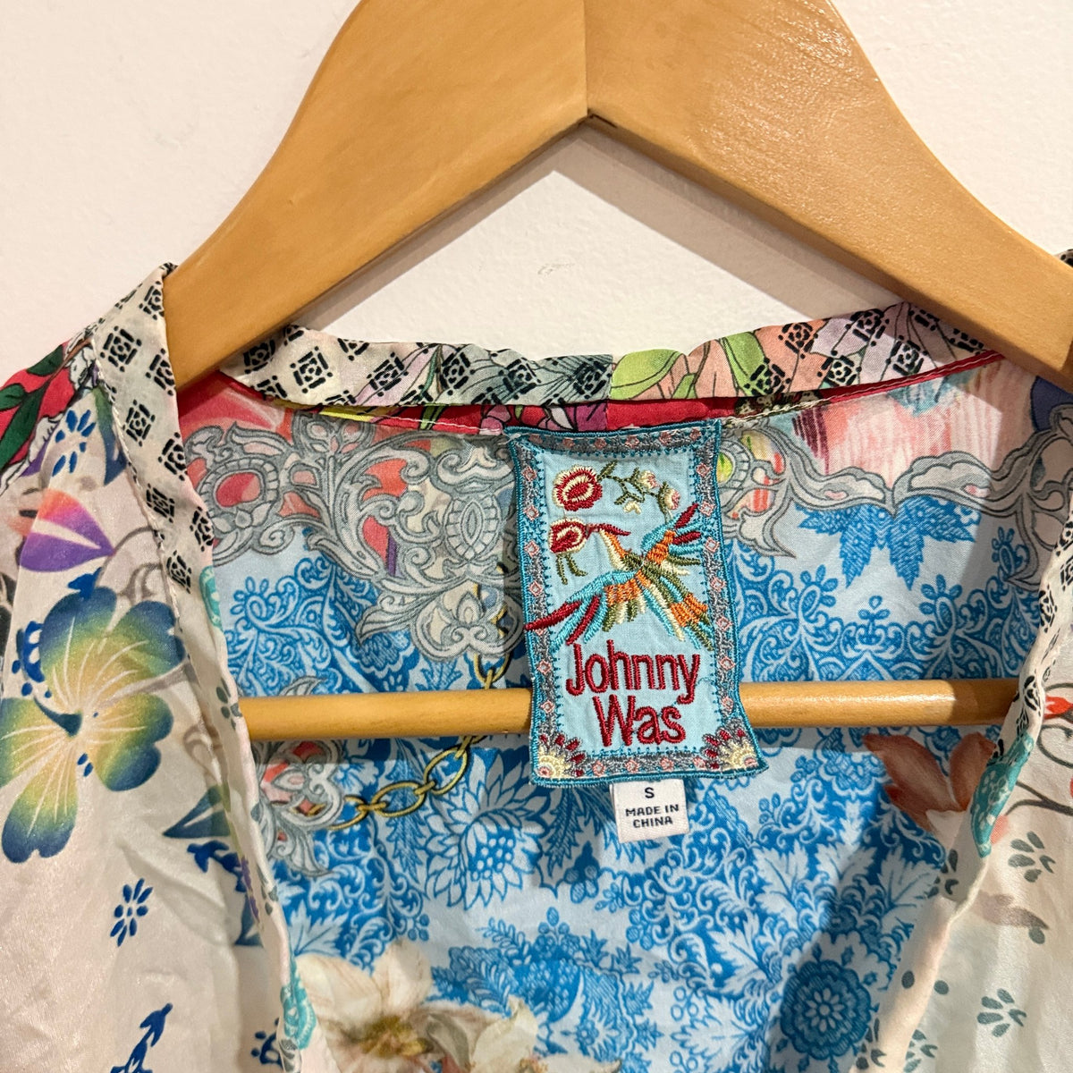 Johnny Was Size S Silk Mixed Print Button Neck Top