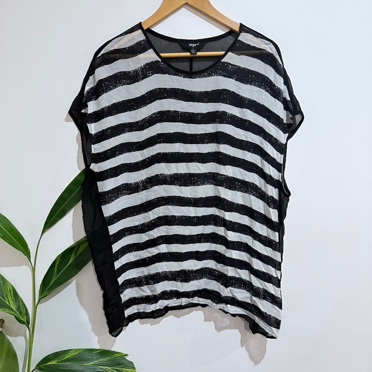 Verge Size S Melody Brush Stripe Georgette Overlay Top