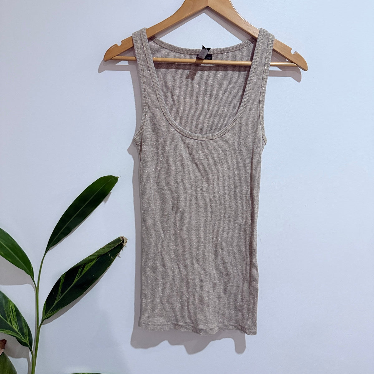 Forever New Size 14 Metallic Ribbed Scoop Neck Tank