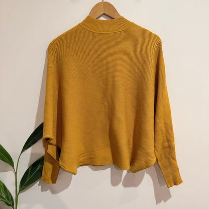 Decjuba Size M/L Ribbed Knit Batwing Mock Neck Jumper