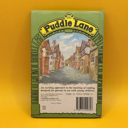 Never Trust Dragons (Puddle Lane, Stage 2) by Sheila McCullagh (1986 First Edition)
