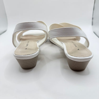 Target Woman Elastic Strap Comfort Sandals - White - Size 7