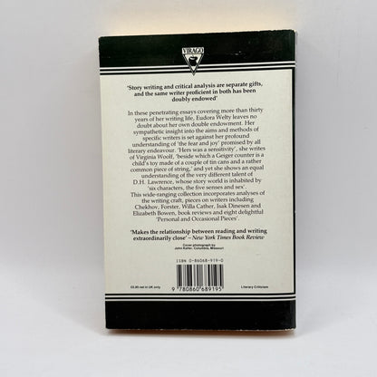 The Eye of the Story: Selected Essays and Reviews by Eudora Welty