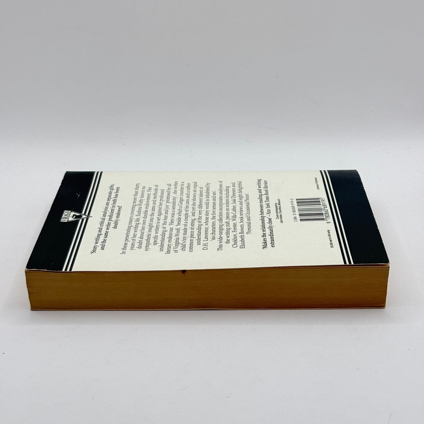 The Eye of the Story: Selected Essays and Reviews by Eudora Welty