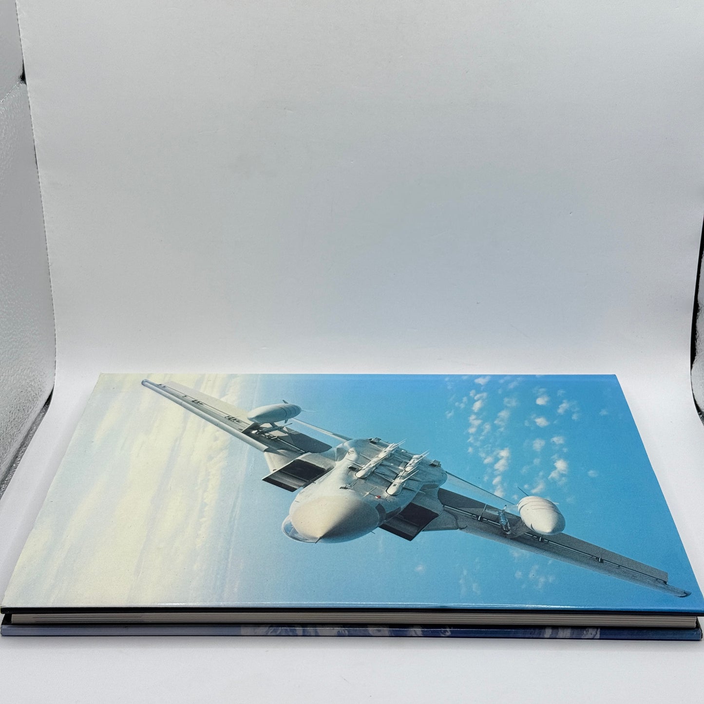 The Great Warplanes of the 1980s by Bill Yenne