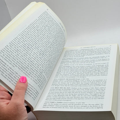 The Mammoth Book of British Kings & Queens by Mike Ashley