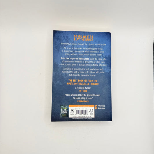 Truth or dare by m.j. Arlidge - print books printed media