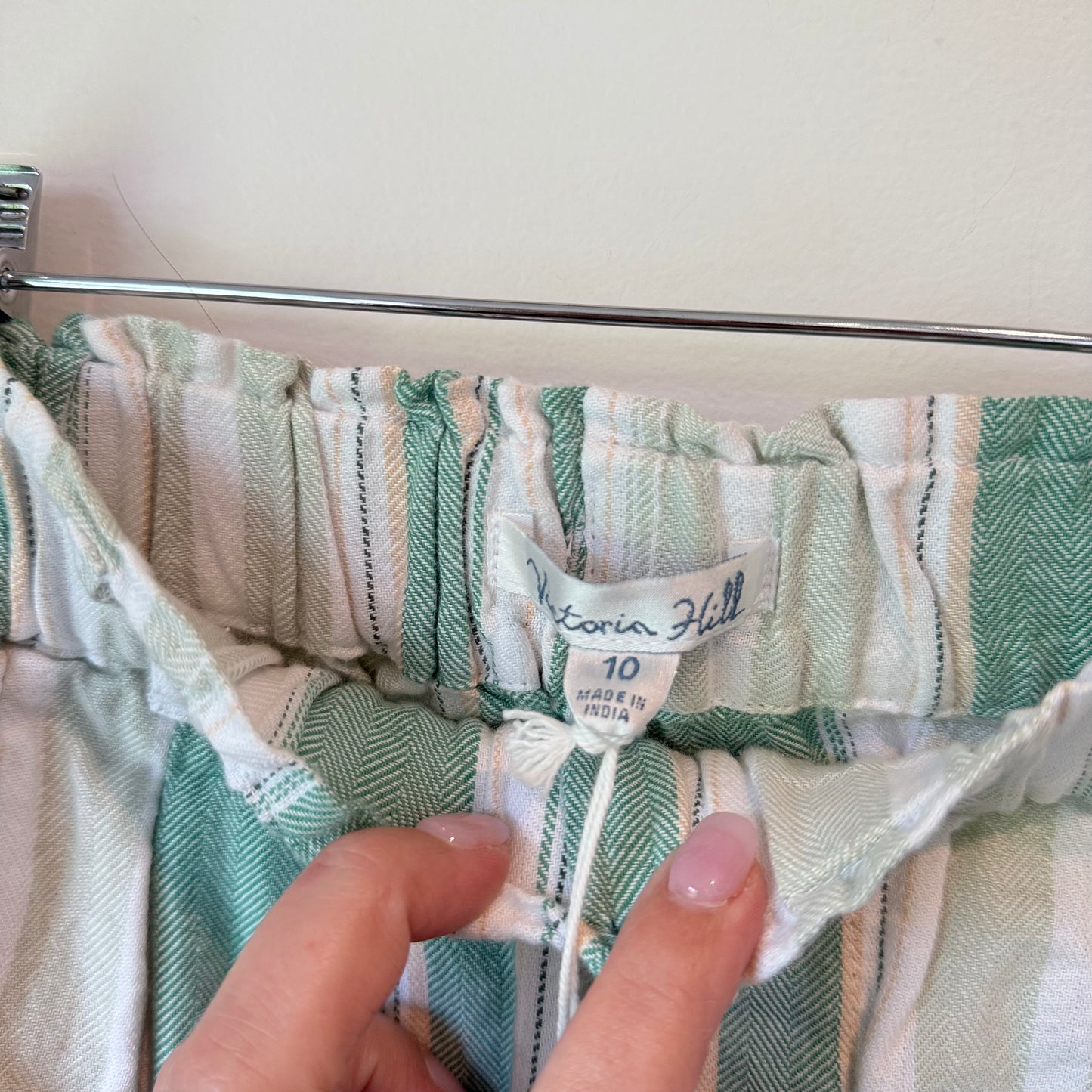 Victoria Hill Tie Waist Crops Ecru Size 10