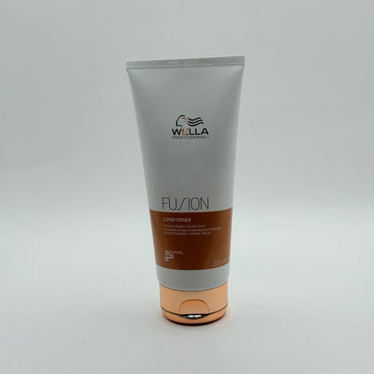 Wella professionals fusion intense repair conditioner – 200ml | brand new - conditioners health and wellness
