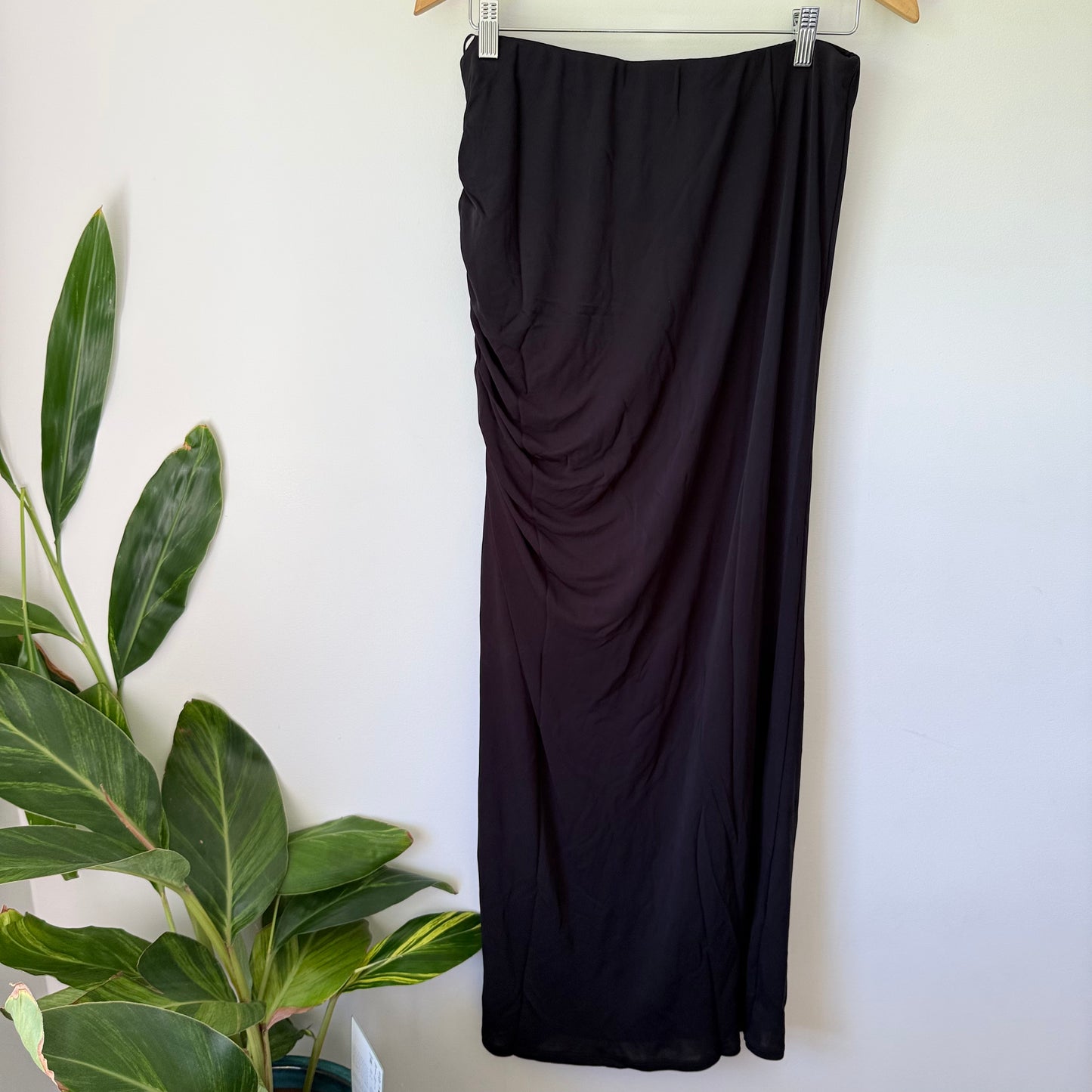 Witchery Black Jersey Gathered Skirt Size M