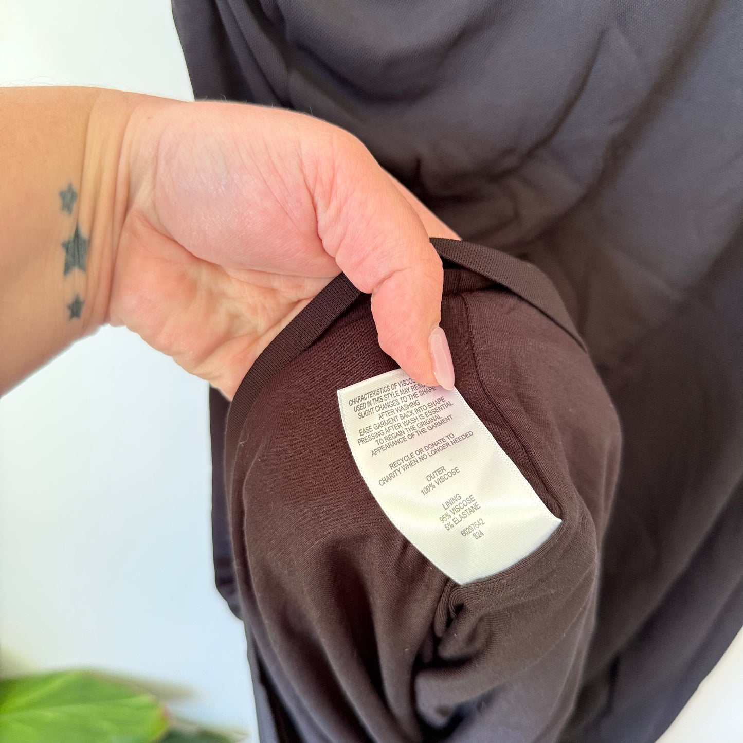 Witchery Black Jersey Gathered Skirt Size M