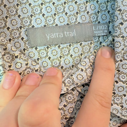 Yarra Trail Button Down Shirt - Size L / 102