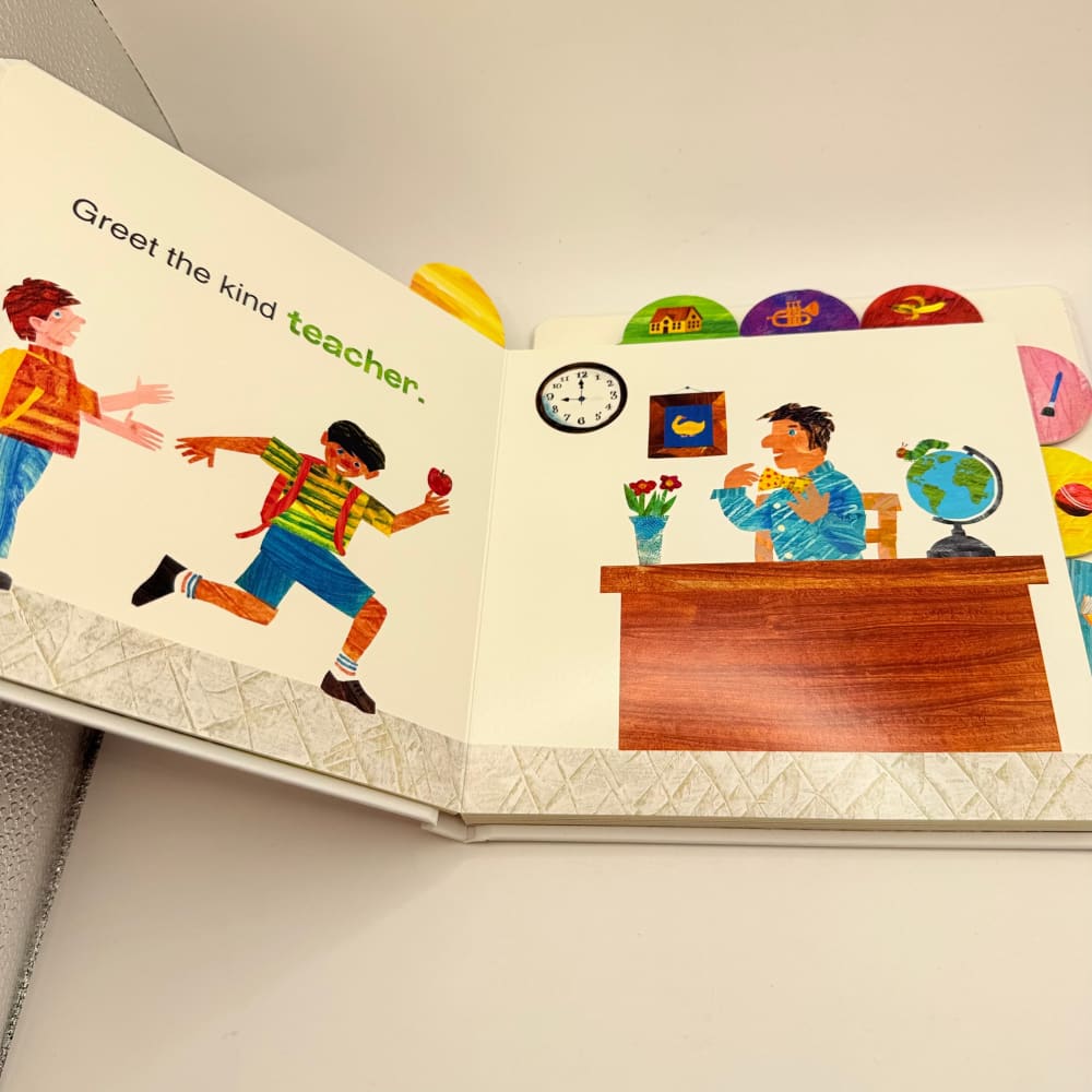 A day at school with the very hungry caterpillar board book - print books printed media