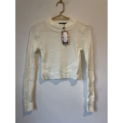 Bnwt boohoo size s ribbed knit crop top - clothing tops clothing & fashion - crop top - tee - top women’s apparel