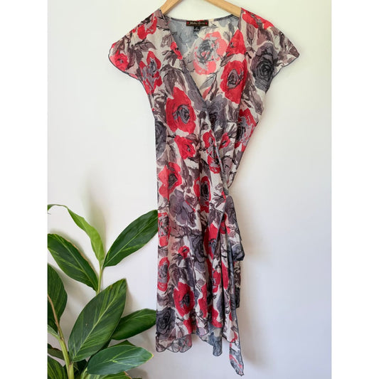 Bettie monroe (nz) size s red & grey rose floral wrap dress - dresses condition: used - top women’s apparel