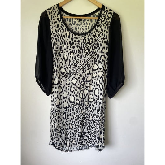 Bettie munroe (nz) size s dress - s/10 - dresses clothing & fashion - condition: used - dresses women’s apparel