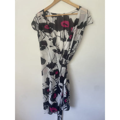 Bettie munroe (made in nz) xs wrap dress - dresses clothing & fashion - dresses women’s apparel