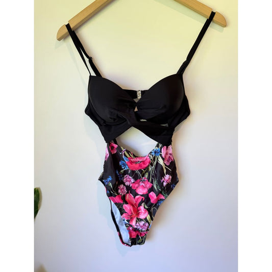 Shein floral cut-out one-piece swimsuit size s in black & pink floral - one-piece swimsuits top women’s apparel