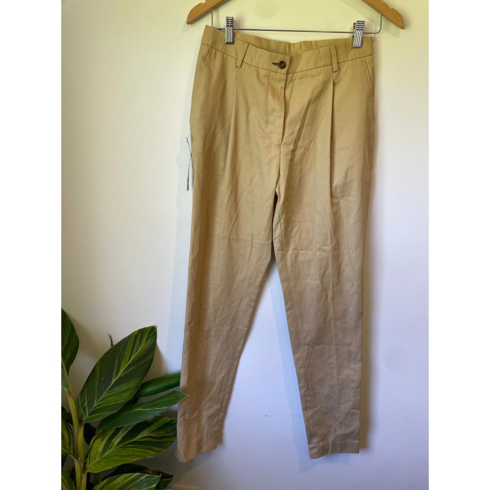 Born rugby womens chino beige size 38 (has small stain) rrp $129 - chinos clothing & fashion - pants women’s apparel