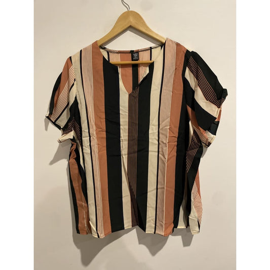Brand new shein curve 2xl top - clothing tops blouse - clothing & fashion - short sleeve - top women’s apparel