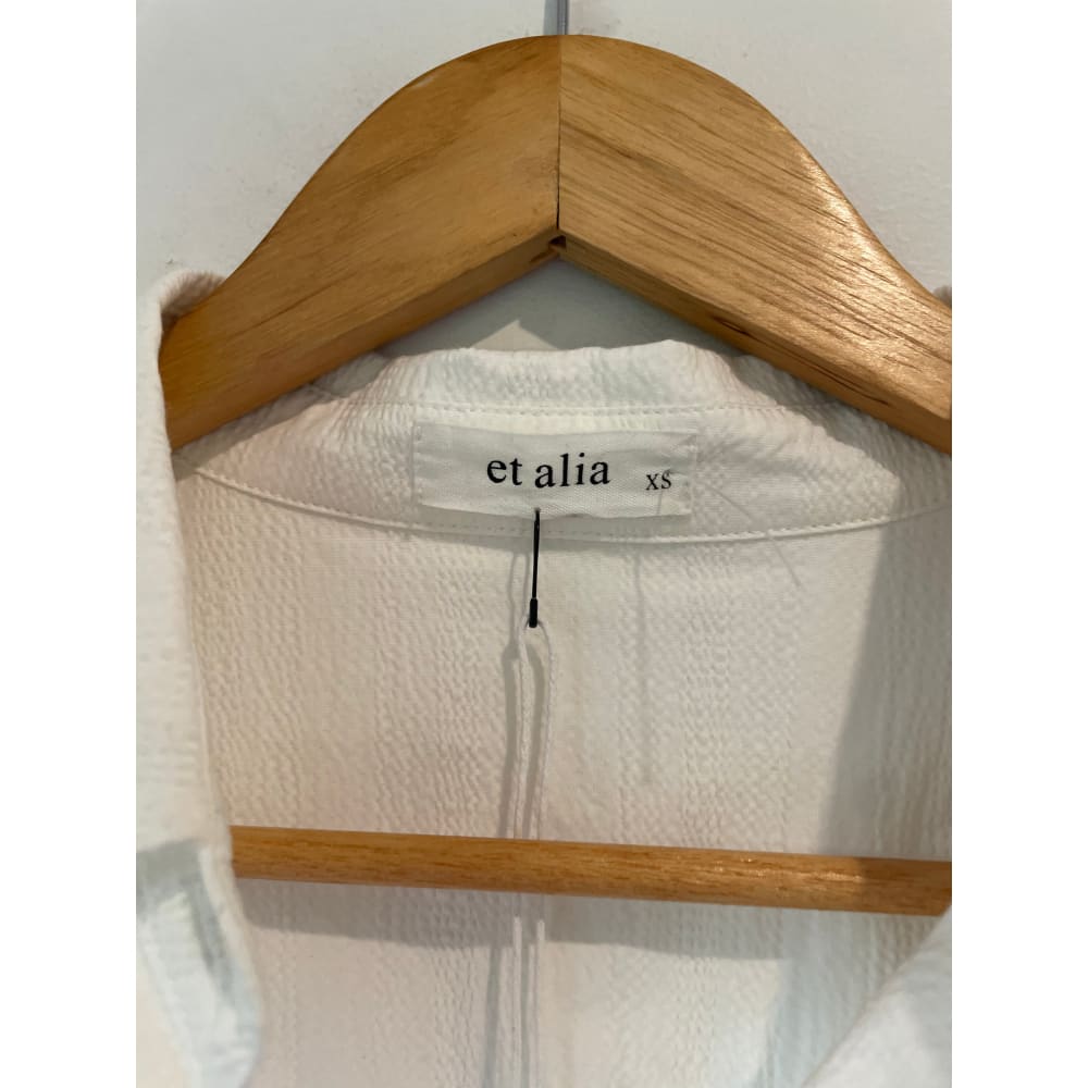 Et alia size xs dominic top (missing 1 button) - shirts blouse - clothing & fashion - designer clearance - top women’s