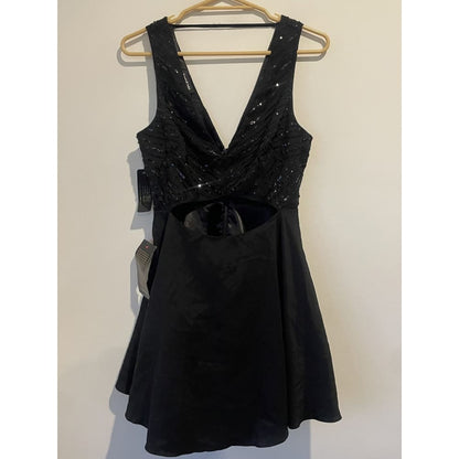 Bnwt bebe size 10 sequinned deep b with cut out mid dress - 10 / 6 us - dresses clothing & fashion - dresses women’s