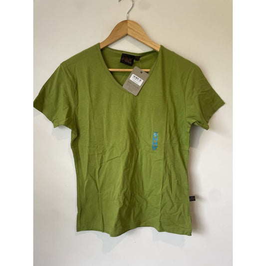 Bnwt kiwi casual size l v-neck cotton tee - clothing tops clothing & fashion - tee - top women’s apparel