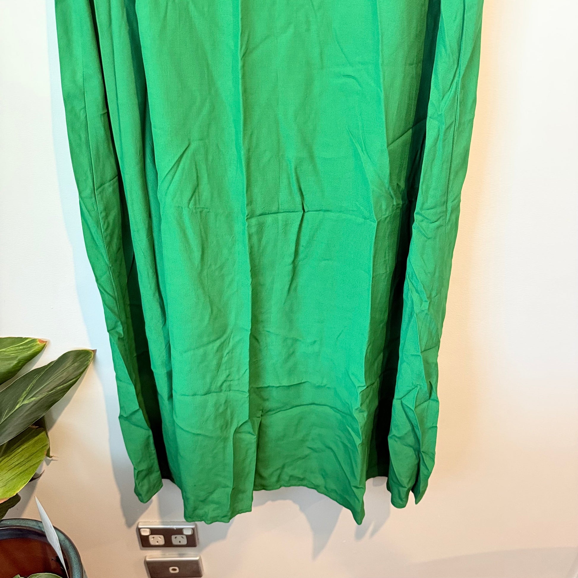 Carly harris size 2 (16) dress - blouses top women’s apparel