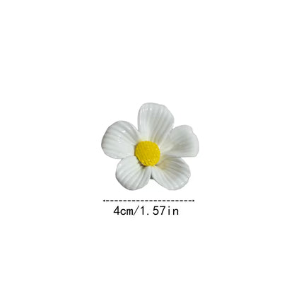 8-Piece Handmade White Ceramic Daisy Set