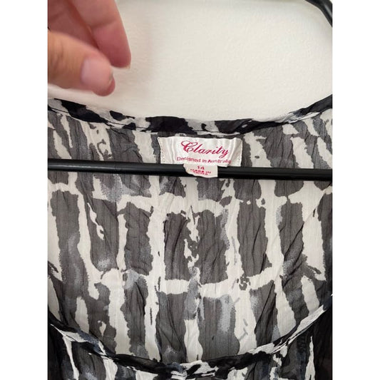 Clarity size 14 sheer tunic with pockets - clothing & fashion - condition: used - sleeveless women’s apparel