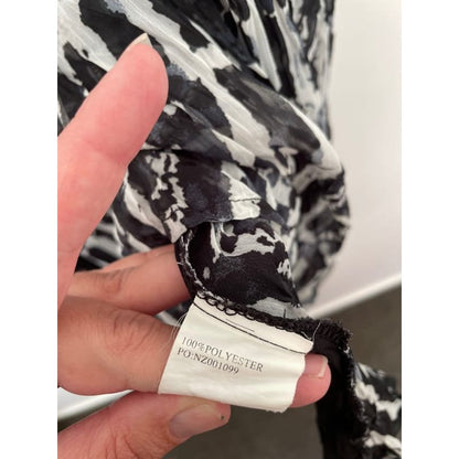 Clarity size 14 sheer tunic with pockets - clothing & fashion - condition: used - sleeveless women’s apparel