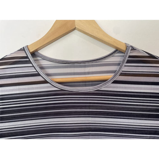 Dazy size s sheer striped top - clothing tops clothing & fashion - condition: used - top women’s apparel